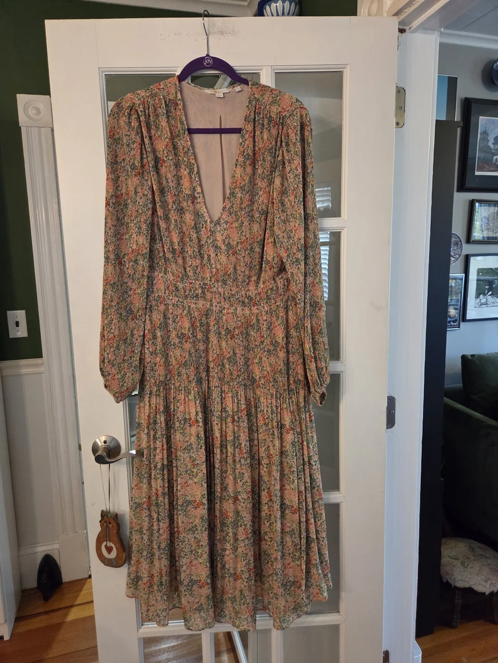 Boden Floral V-Neck Long Sleeve Midi Dress in Green and Beige - Size 14R - Picture 4 of 11